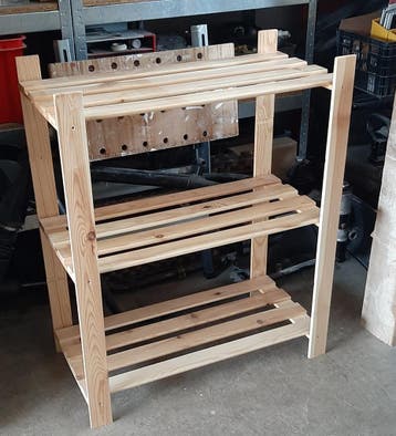 GRATIS, HOUTEN REKJE, HOOG 96 CM, BREED 80 CM, DIEP 40 CM
