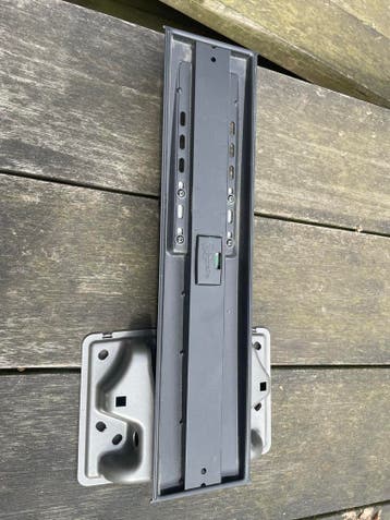 Gratis Vogels tv beugel met waterpas