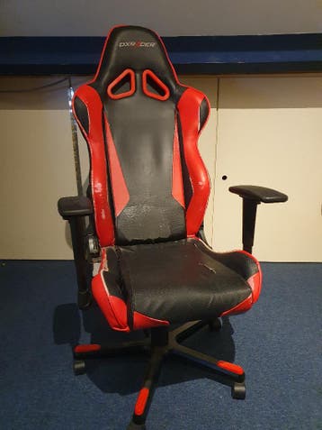 DX Racer Racing LED Shield Gaming chair