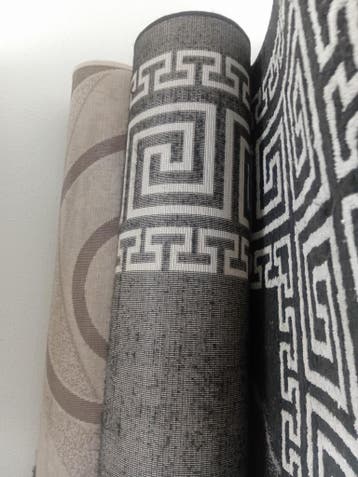 Twee  tapijten met patronen gratis