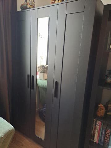 Gratis IKEA kledingkast, zelf demonteren 17 april in de ocht