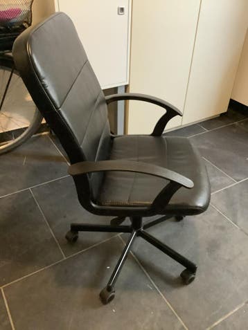 Comfortabele draaiende burostoel - Zwart