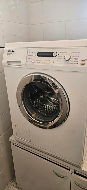 Defecte: Miele W5825 SoftCare System Wasmachine