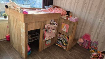 Halfhoogslaper steigerhout