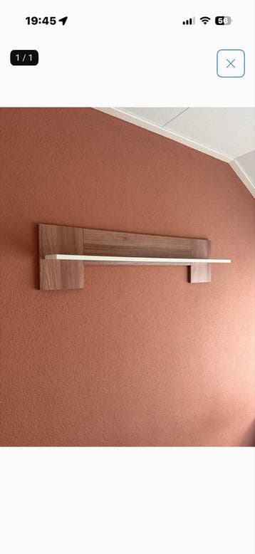 Gratis plank 1 meter - Houten wandplank met witte legplank