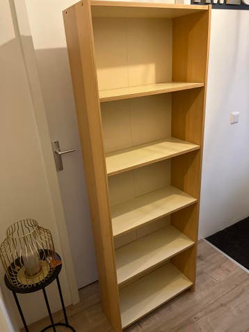 Houten boekenkast met 5 planken