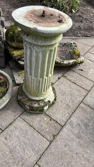 Zuil voor in de tuin