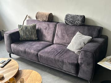 Gratis antracietkleurige stevige 3 zits bank