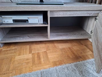 Tv-meubel met opbergruimte