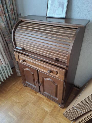 Houten secretaire met rolluik