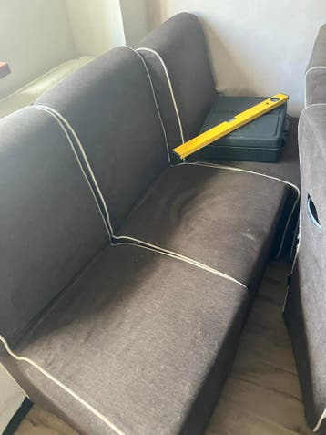 Eetkamer stoelen, 3 licht en 3 donker