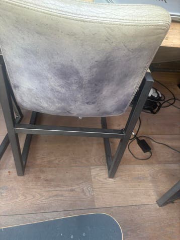 4 leren stoelen, gratis af te halen