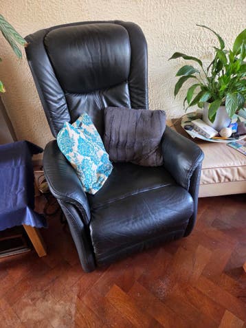 Zwart leren relaxfauteuil