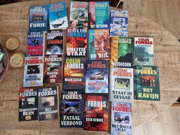 Collectie boeken Arendsoog, Colin Forbes en Indiana Jones