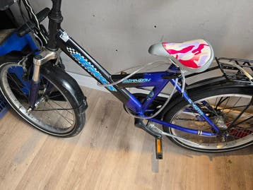 Kinderfiets 20 inch - Blauw/Zwart met bagagedrager