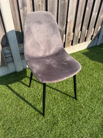 5 Eetkamerstoelen grijs stof