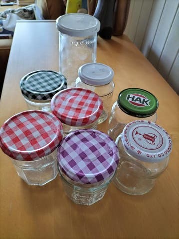 Gratis, o.a jam, potjes