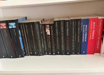 Agatha Christie, John Grisham, Nicci French