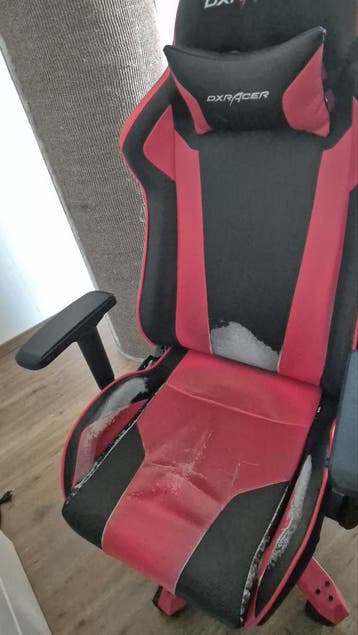 Gaming chair bureaustoel, gebruikt, gratis af te halen.