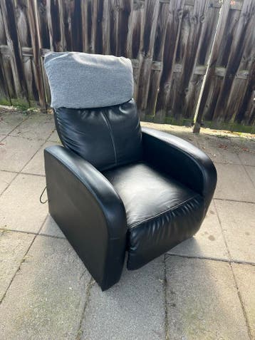Leren relaxfauteuil met massagefunctie