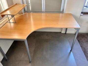 IKEA groot hoekbureau met printerplank