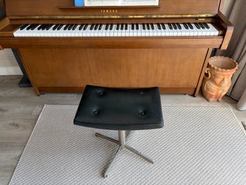 Oude Pianokruk met draaipoot - Gratis af te halen in Goes