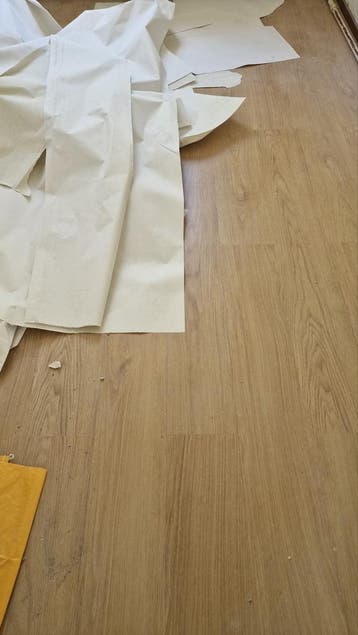 Laminaatvloer gratis af te halen.
zelf gedemonteerd (9m2)