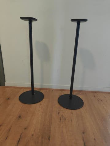 Set van 2 zwarte speakerstandaarden voor sonos play 1