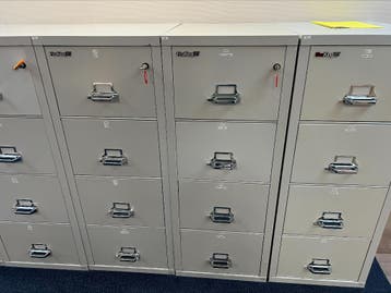 Archiefkasten FireKing 25  Gratis af te halen