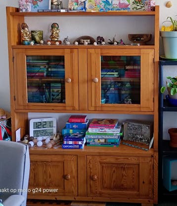 Kast met glas in lood