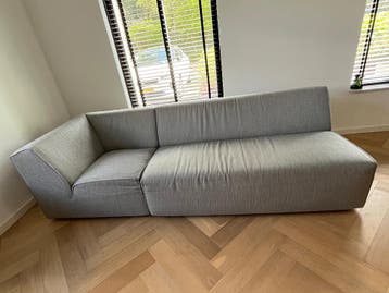 Lichtgrijze bank (gratis af te halen)