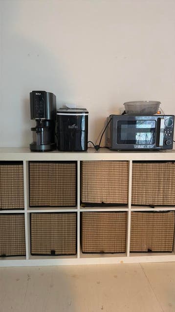 Gratis af te halen: IKEA blokkenkast (wit, 8 vakken)