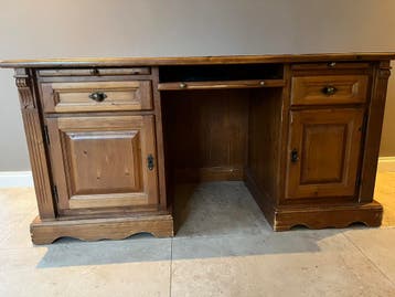 Bureau (155 x 68 en 75) hout, massief, antiek