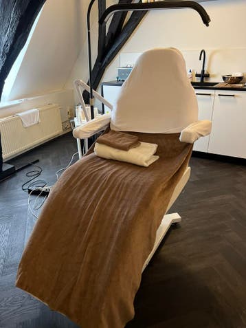 Gratis Elektrische behandelstoel - dit weekend ophalen