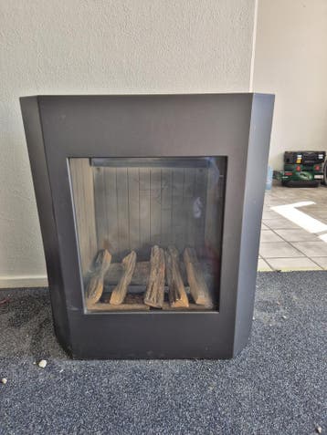 Gaskachel 68x41x80 zsm ophalen!
