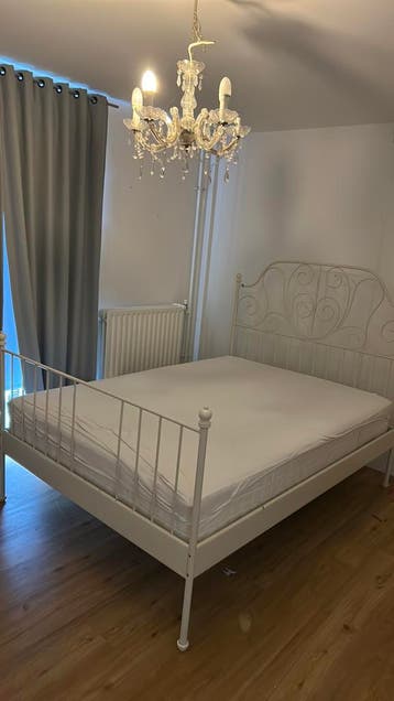 GRATIS Af te halen bed twee persoon - incl 2persoons matras