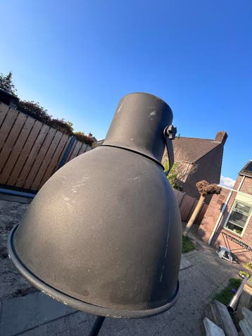 Staande lamp 170 cm - Gratis af te halen in Dommelen