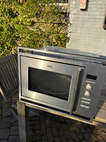 AEG MCC4061E combimagnetron