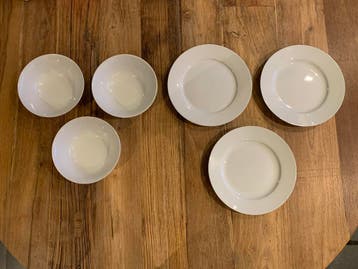 Gebaksbordjes en schaaltjes (3 st ieder)