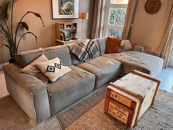 Bank 3 zits met loungegedeelte (gratis ivm scheuren)