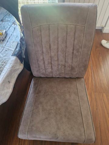 Gratis 6 eetkamer stoel