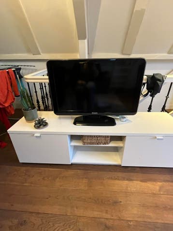 Wit TV-meubel met lades en open vakken