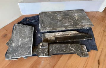 Antiek marmer onderdelen van een schouw (Gratis)