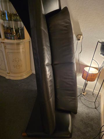 Leolux 2-3 zits bank leer in goede staat