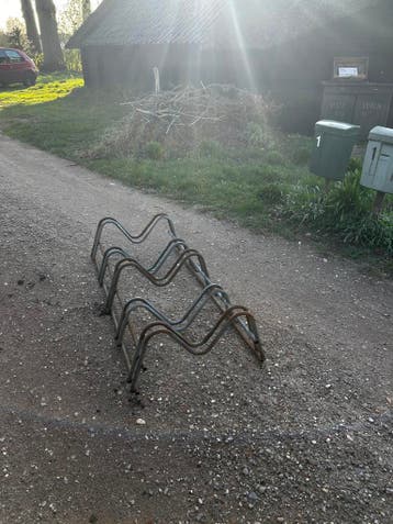 Metalen fietsenrek voor 5 fietsen