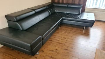 Zwarte hoekbank