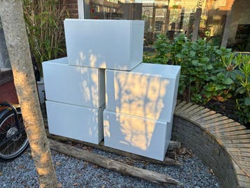 Gratis IKEA besta kasten