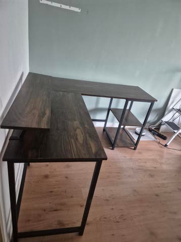 Hoekbureau met planken, donkerbruin