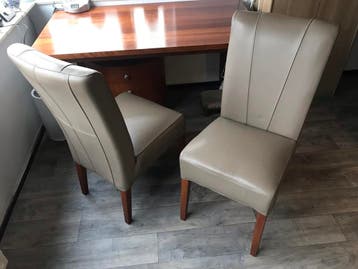 2 Lederen Eetkamerstoelen - Beige/Taupe