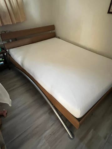 Gratis ophalen! Tweepersoons Bed 1.40 x 2.00